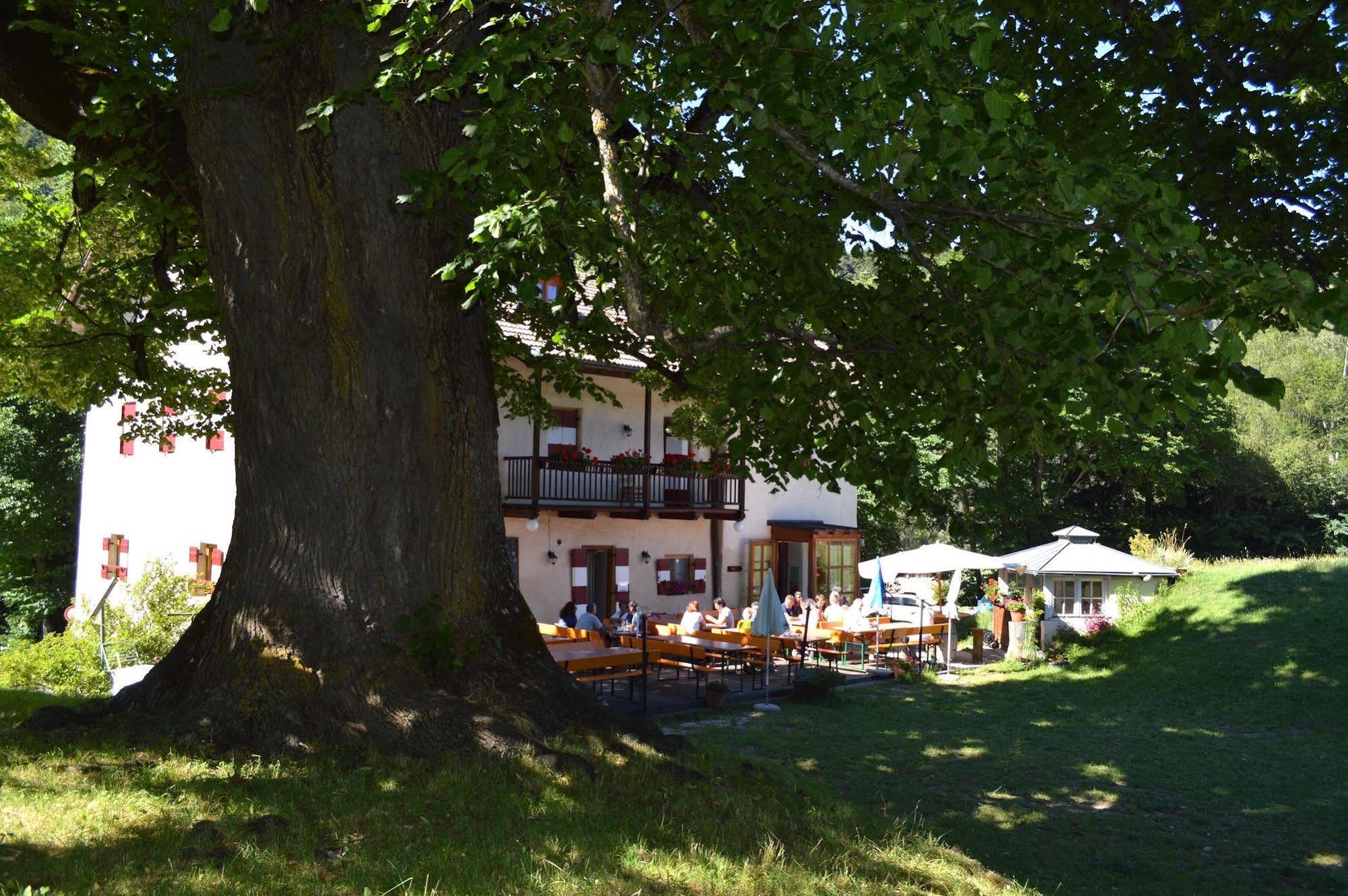 Hotel Zur Kirche Magre all' Adige Εξωτερικό φωτογραφία