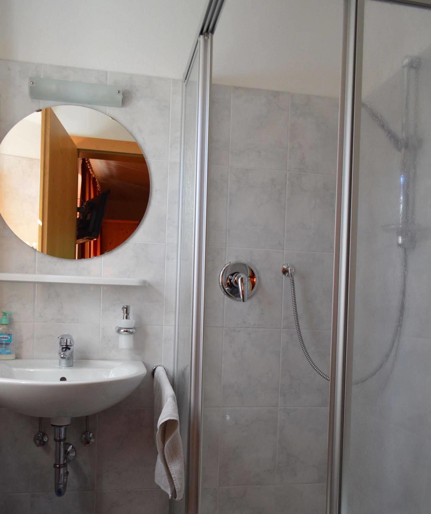 Hotel Zur Kirche Magre all' Adige Εξωτερικό φωτογραφία