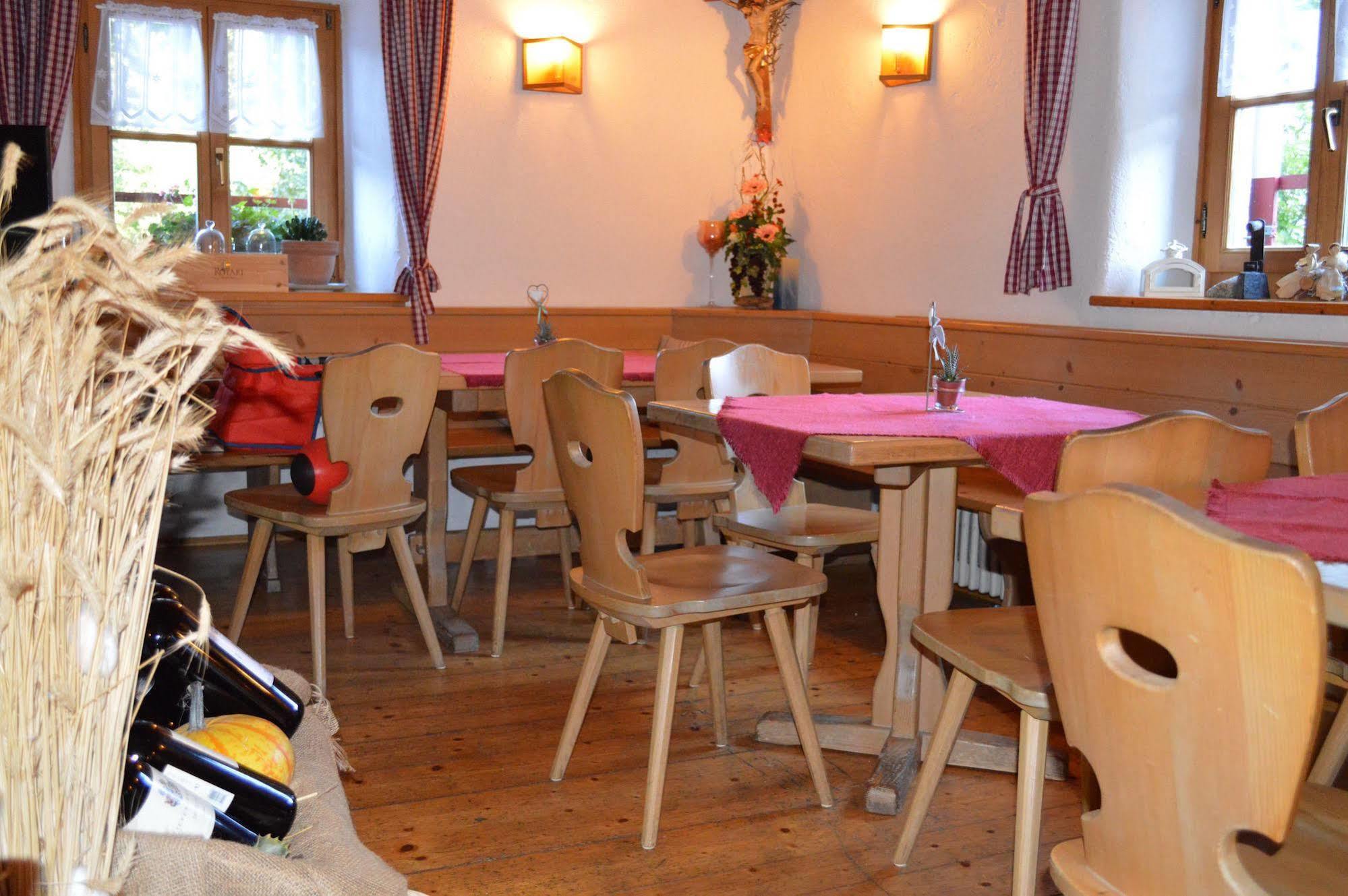 Hotel Zur Kirche Magre all' Adige Εξωτερικό φωτογραφία